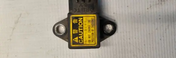 Toyota Land Cruiser (HDJ90) Yaw turn rate sensor 8944160020 DIRECT10N