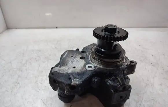 Chrysler 300 - 300C Fuel injection high pressure pump A6420700201