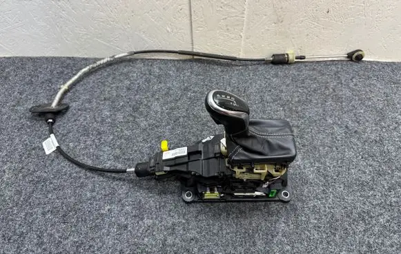 Volvo V60 Gear shifter/selector 31367687 20130930122751 31325598