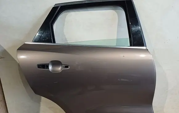 Jaguar F-Pace Rear door