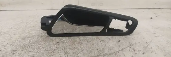 Volkswagen PASSAT B6 Front door interior handle 3C1837113D