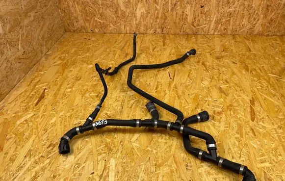 BMW M5 Engine coolant pipe/hose 2284289