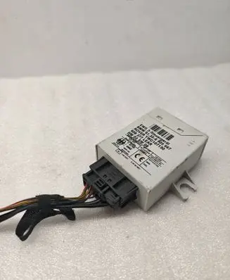 BMW 5 E39 Immobilizer control unit/module 6905667 61356905667 608377LEAR