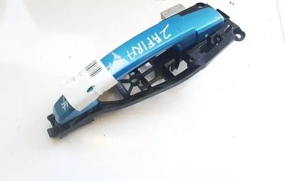 Opel Zafira B Front door exterior handle 24463525