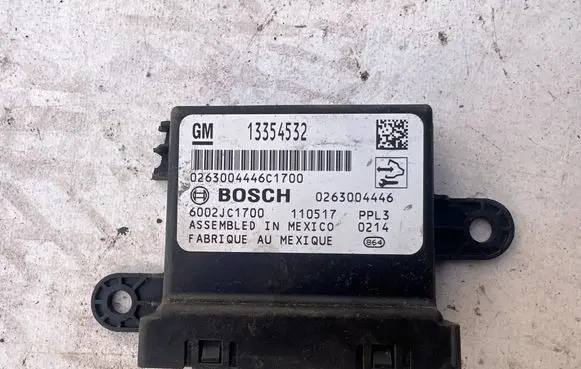 Opel Astra J Parking PDC control unit/module 13354532 0263004446 6002JC1700