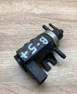 Volkswagen PASSAT B5.5 Turbo solenoid valve