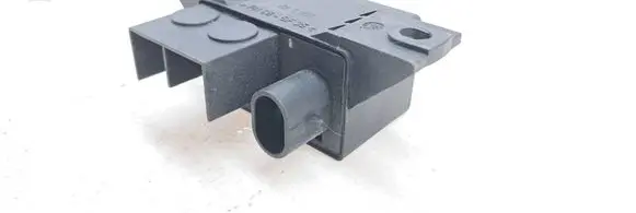 Mercedes-Benz CLS C219 Charging relay A0025426419 12V100A 0332002167