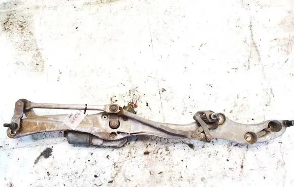 BMW 7 E65 E66 Front wiper linkage and motor