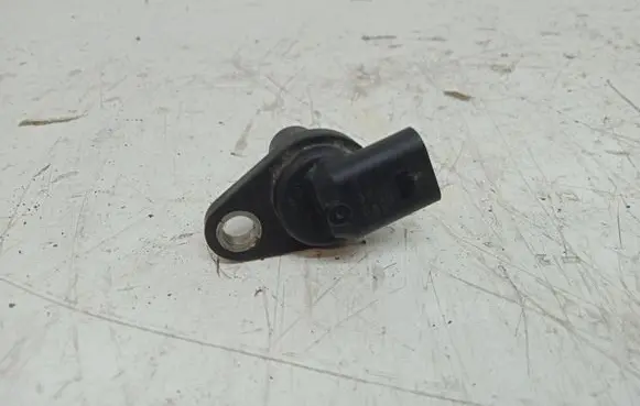 Hyundai i30 Crankshaft position sensor 39350-04100