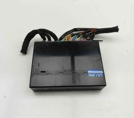 Chevrolet Captiva Central body control module 25826125