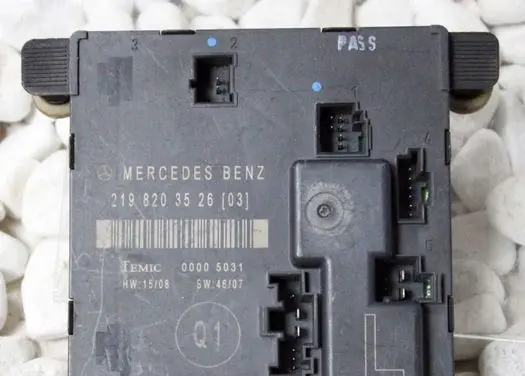 Mercedes-Benz CLS C219 Door control unit/module 2198203526