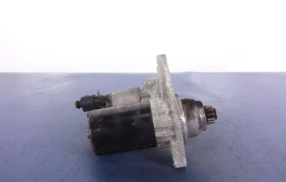 Seat Ibiza III (6L) Starter motor 2T911023