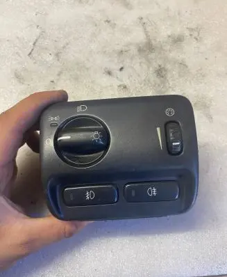 Volvo S60 Light switch 8691743 05W03E01 MF031300114
