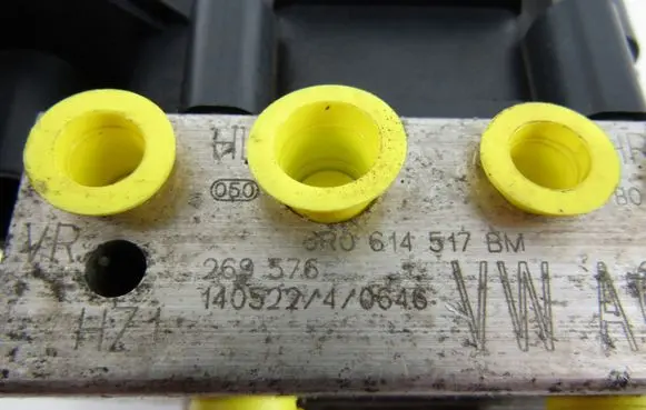 Skoda Praktik (5J8) ABS Pump 6R0614517BM