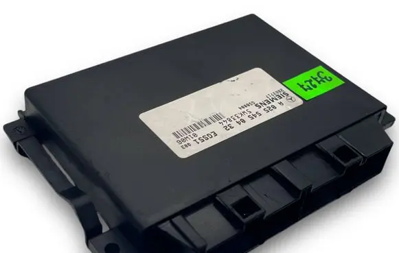 Mercedes-Benz S W220 Central body control module S3727 A0255450432