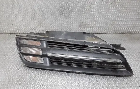 Nissan Micra Front bumper upper radiator grill