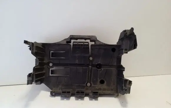 Battery box tray