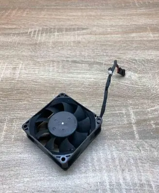 BMW 5 F10 F11 Engine control unit/module fan 6983075