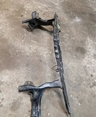 Volkswagen Multivan T5 Radiator support slam panel 7H0805598