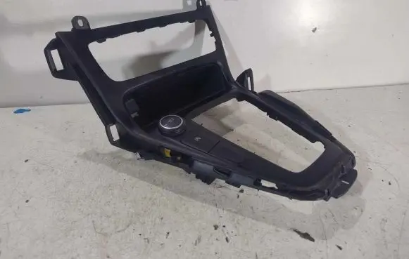 Ford Focus Gear shifter surround trim plastic F1EB-A044H83-CW