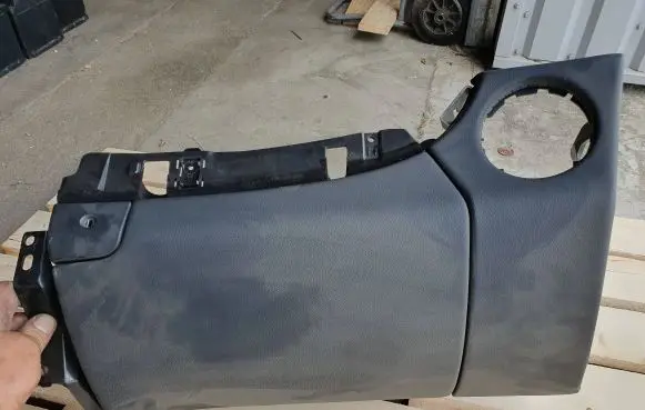 Mercedes-Benz CLS C219 Glove box set E048831021