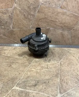 Jaguar I-Pace Electric auxiliary coolant/water pump J9D318D475AA