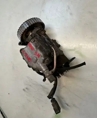Volkswagen Polo Fuel injection high pressure pump 0460404972 865567 038130107B