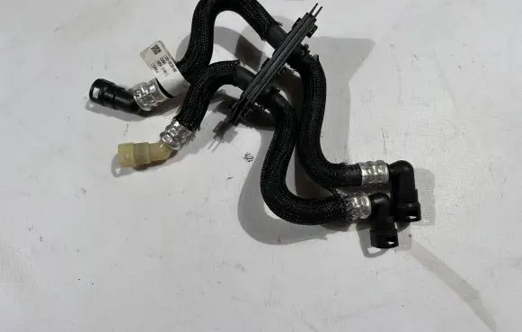 Ford Explorer VI Engine coolant pipe/hose L1M3-18C266