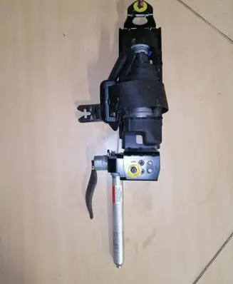 Volvo S40 Front seatbelt 303924542