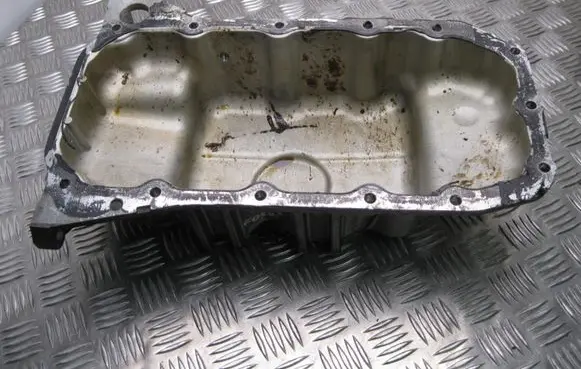 Ford Focus Oil sump 98MM6675C BV565
