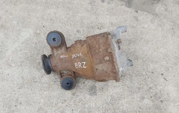 Toyota GT 86 Rear axle beam with reductor 