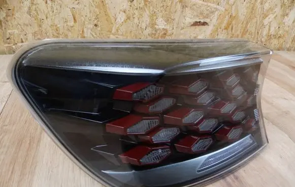 Rear/tail lights