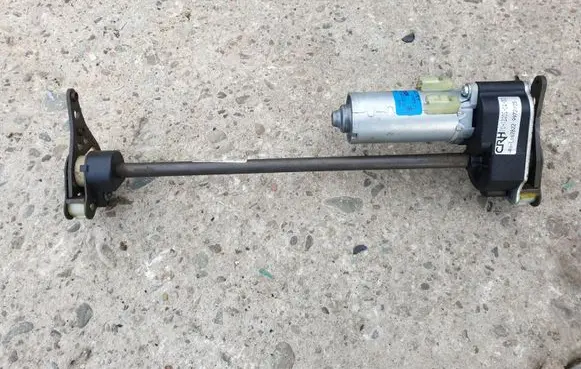 BMW X5 E53 Seat adjustment motor 0130002617 1197301 130605F
