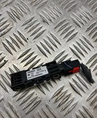 Chrysler Grand Voyager IV Airbag deployment crash/impact sensor 04727069AC 13848093 13348093