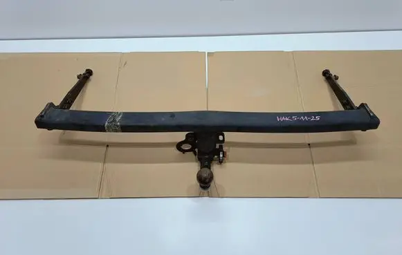 Audi A3 S3 8V Tow bar Z1045E0608 HAK5-11-25 55R-013819