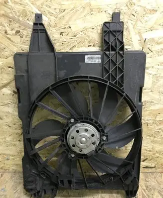 Renault Megane II Radiator cooling fan shroud