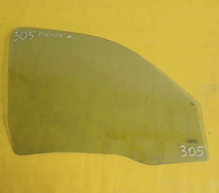 Peugeot Partner Front door window/glass (coupe)