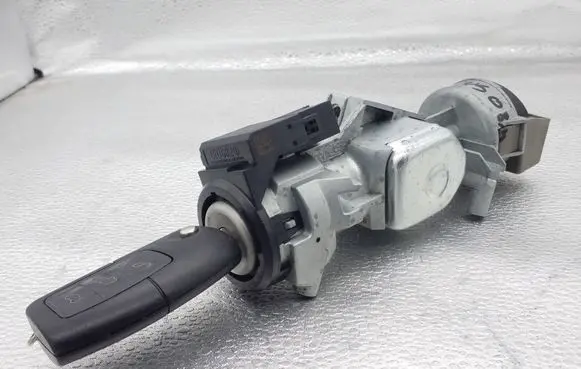Ford Focus Ignition lock 3M513F880AD