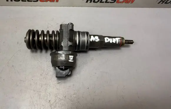 Audi A3 S3 8P Fuel injector 038130073BN