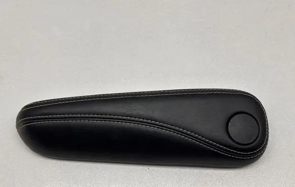 Chrysler Pacifica Armrest 6RP64TRMAD
