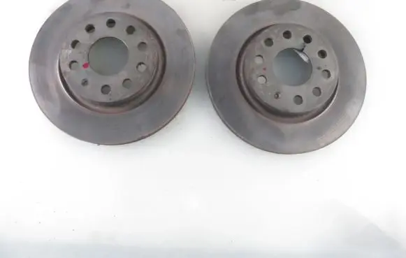 Volkswagen Golf V Front brake disc