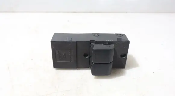 Nissan Micra Electric window control switch