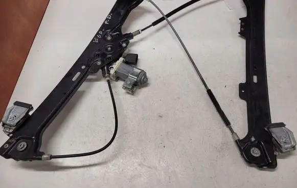 BMW 5 E60 E61 Front door window regulator with motor 7034352 7075668