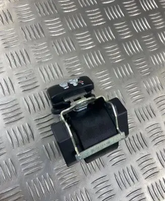 Audi Q7 4L Third row seat belt 4L0857811
