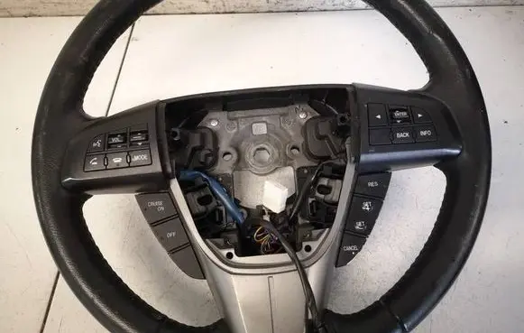 Mazda 3 II Steering wheel buttons/switches