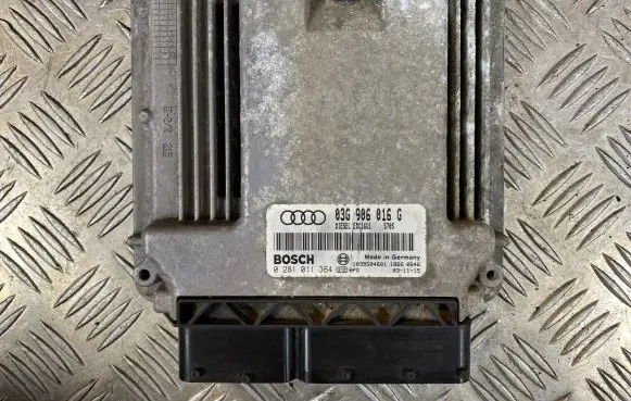 Audi A3 S3 8P Engine control unit/module 03G906016G 1039S04601 0281011364