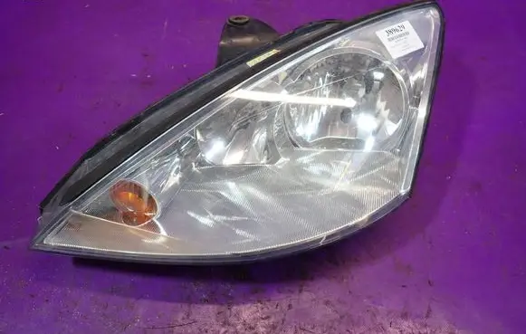 Ford Focus C-MAX Headlight/headlamp 2M5113101BD