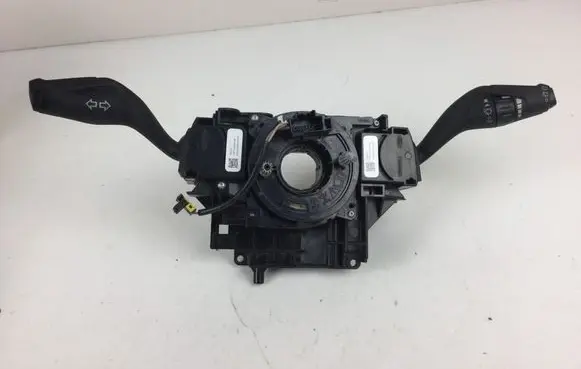 Ford Focus Indicator stalk AV6T17A553AC AV6T13335AB
