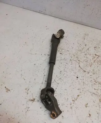 Nissan Qashqai Steering column universal joint 261016B150