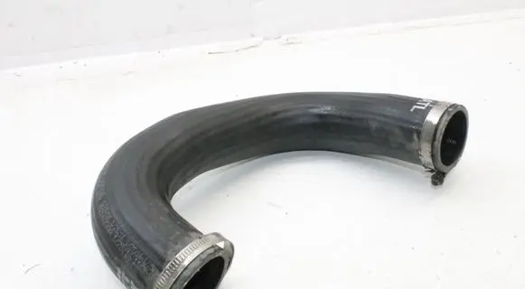 Audi Q7 4M Intercooler hose/pipe 4M0145738N